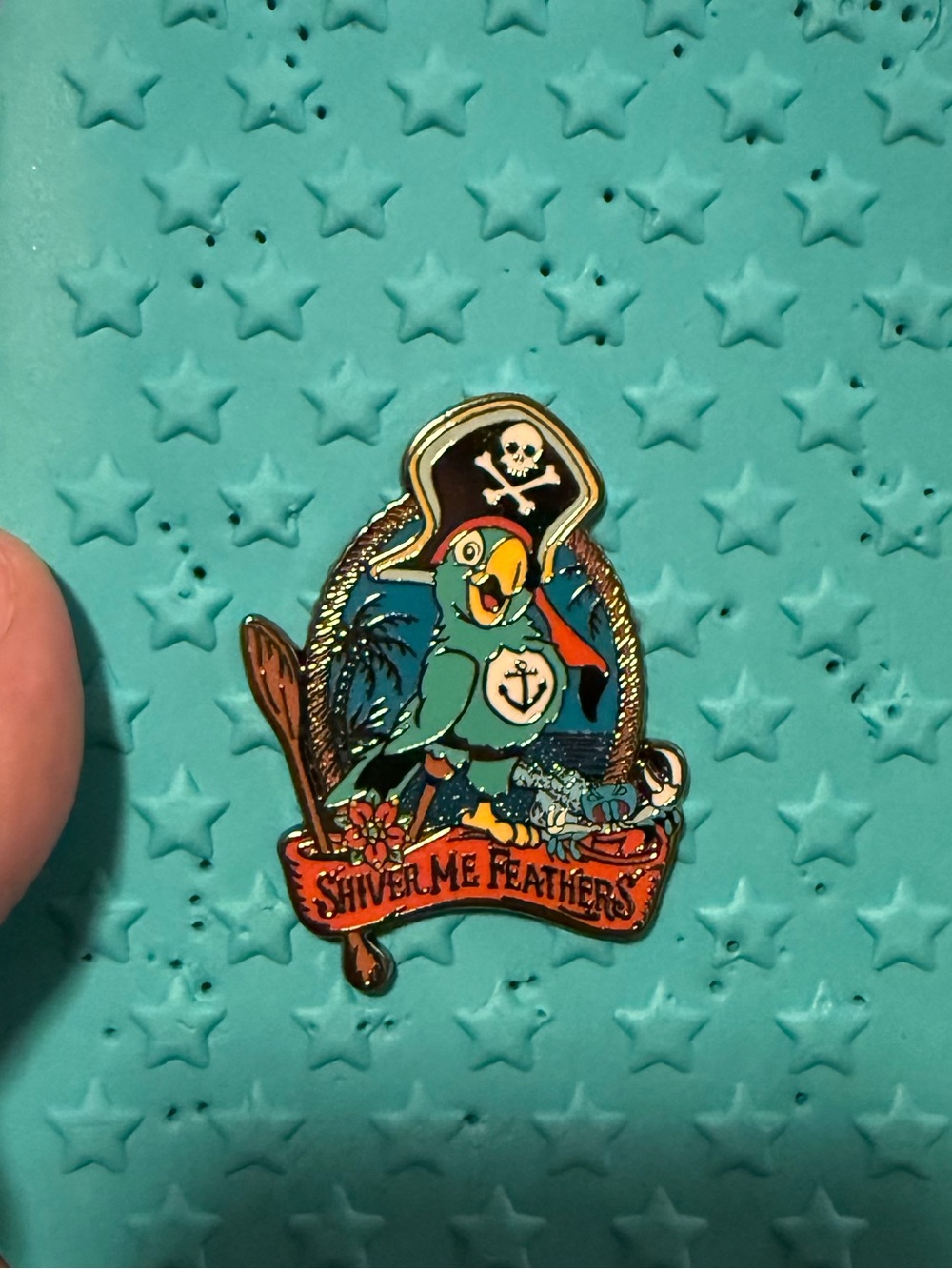 2/$25 Disney Pirates Parrot 🦜 Pin